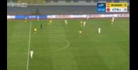 西海岸1-0铁人！铁人后场失误，刘小龙接阿齐兹横传门前推射破门
